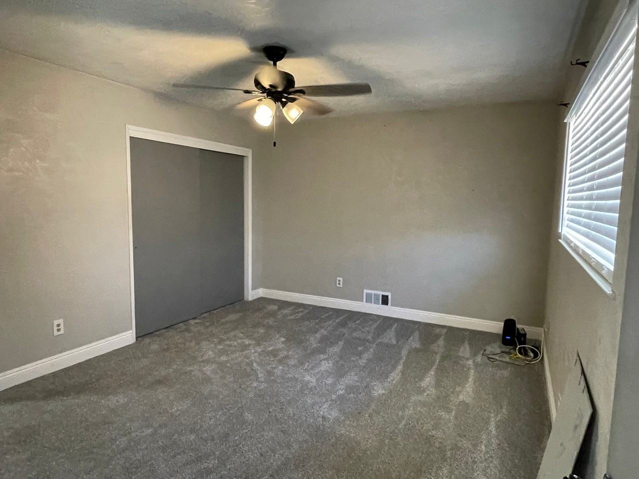 293 N York St - Photo 5 of 16