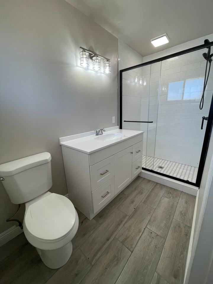 293 N York St - Photo 6 of 16