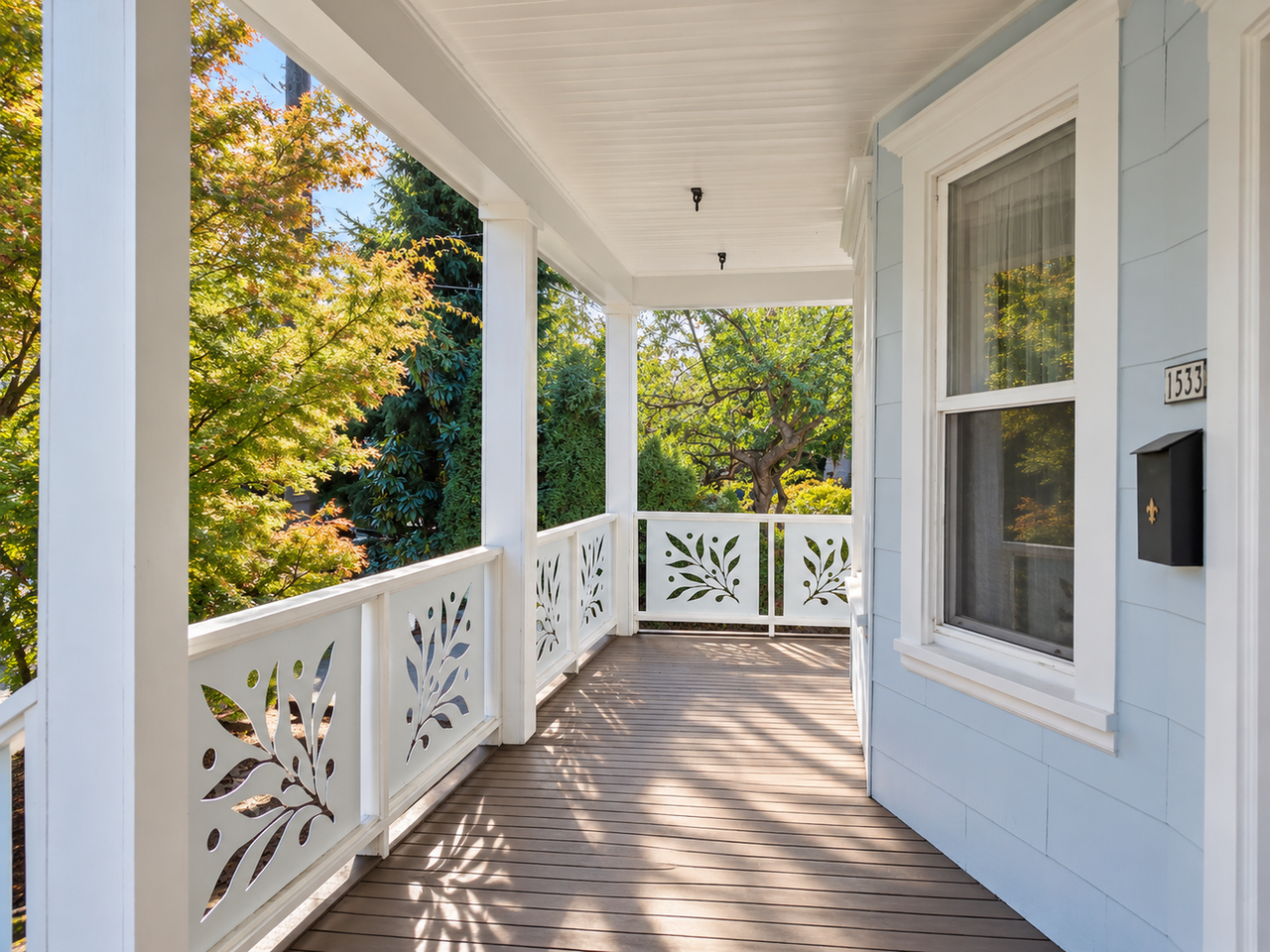 1533 Se 34th Ave - Photo 4 of 36