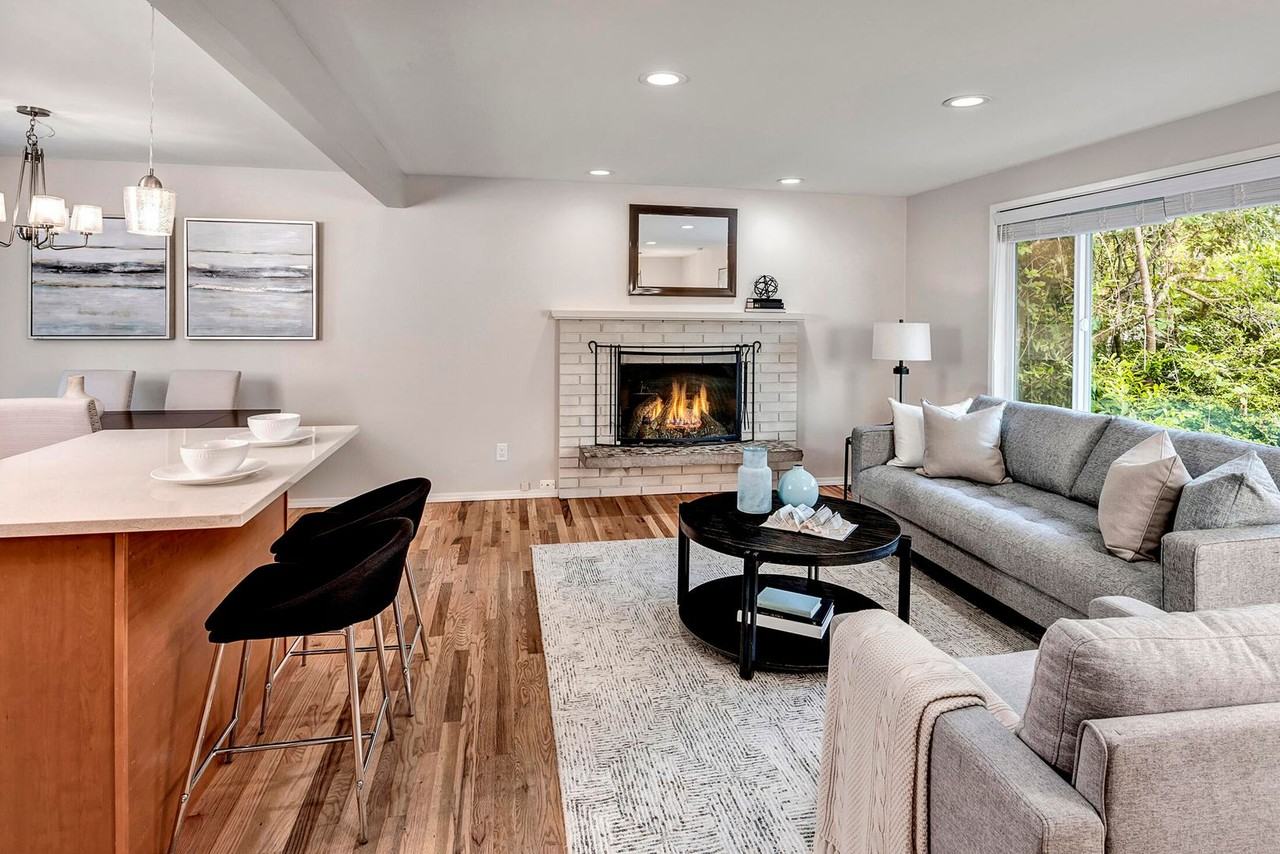 8836 Ne 138th St - Photo 4 of 22