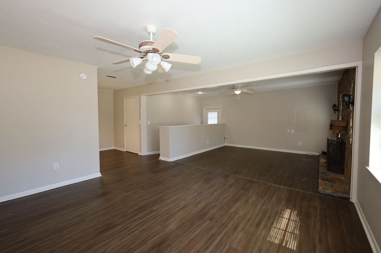 307 E Stanfill St - Photo 2 of 15
