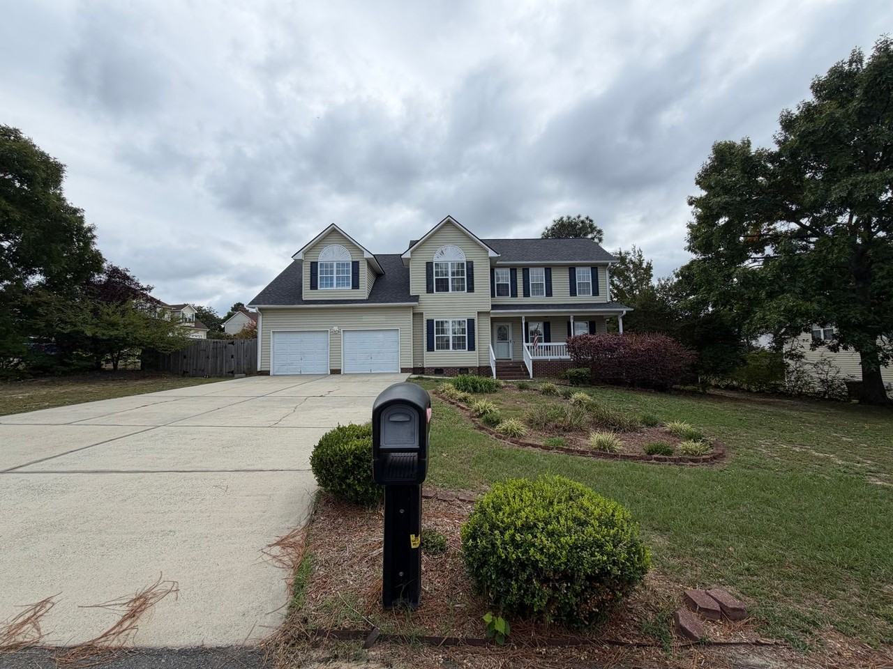 346 Cresthaven Dr - Photo 2 of 40