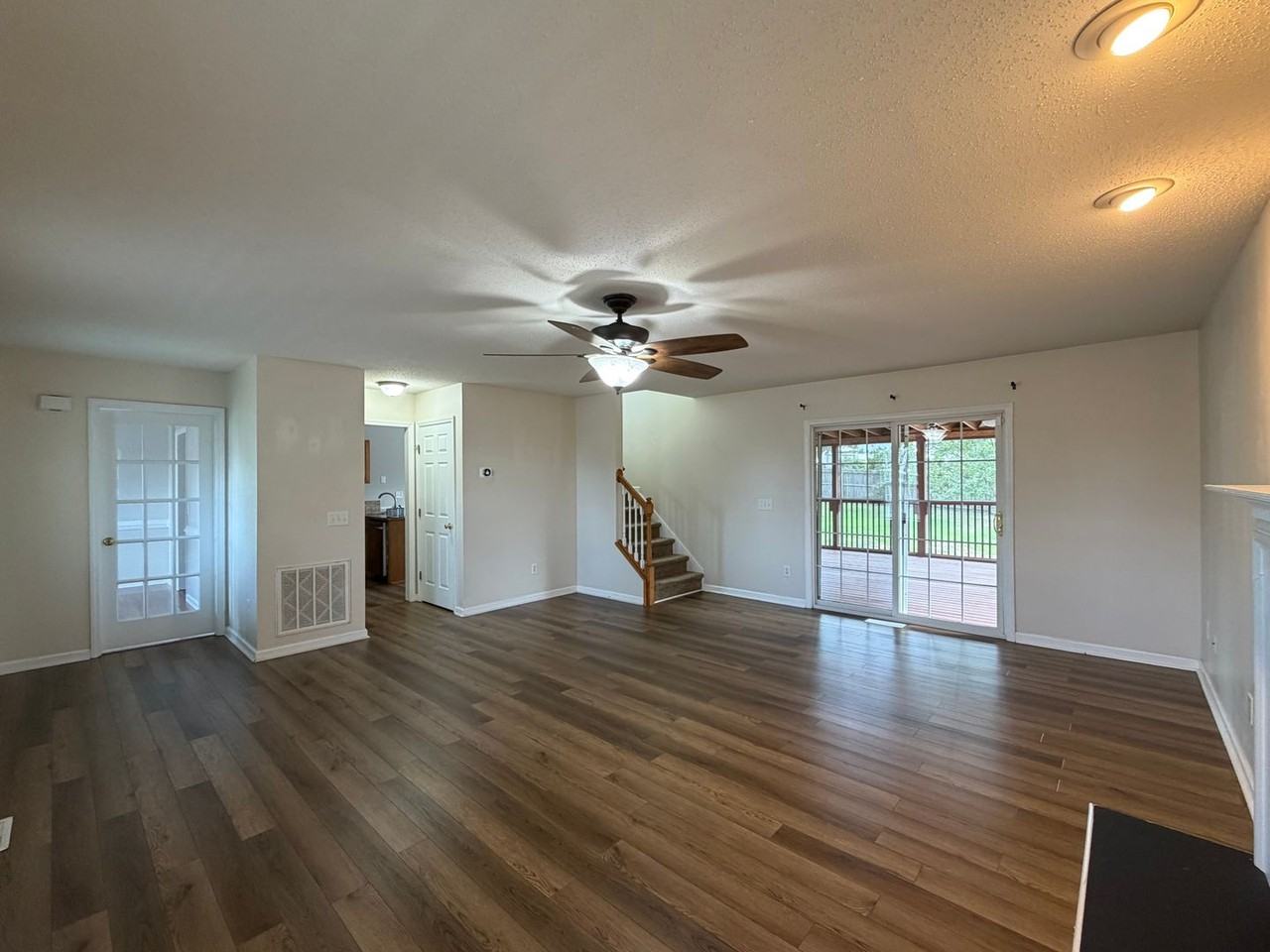 346 Cresthaven Dr - Photo 4 of 40