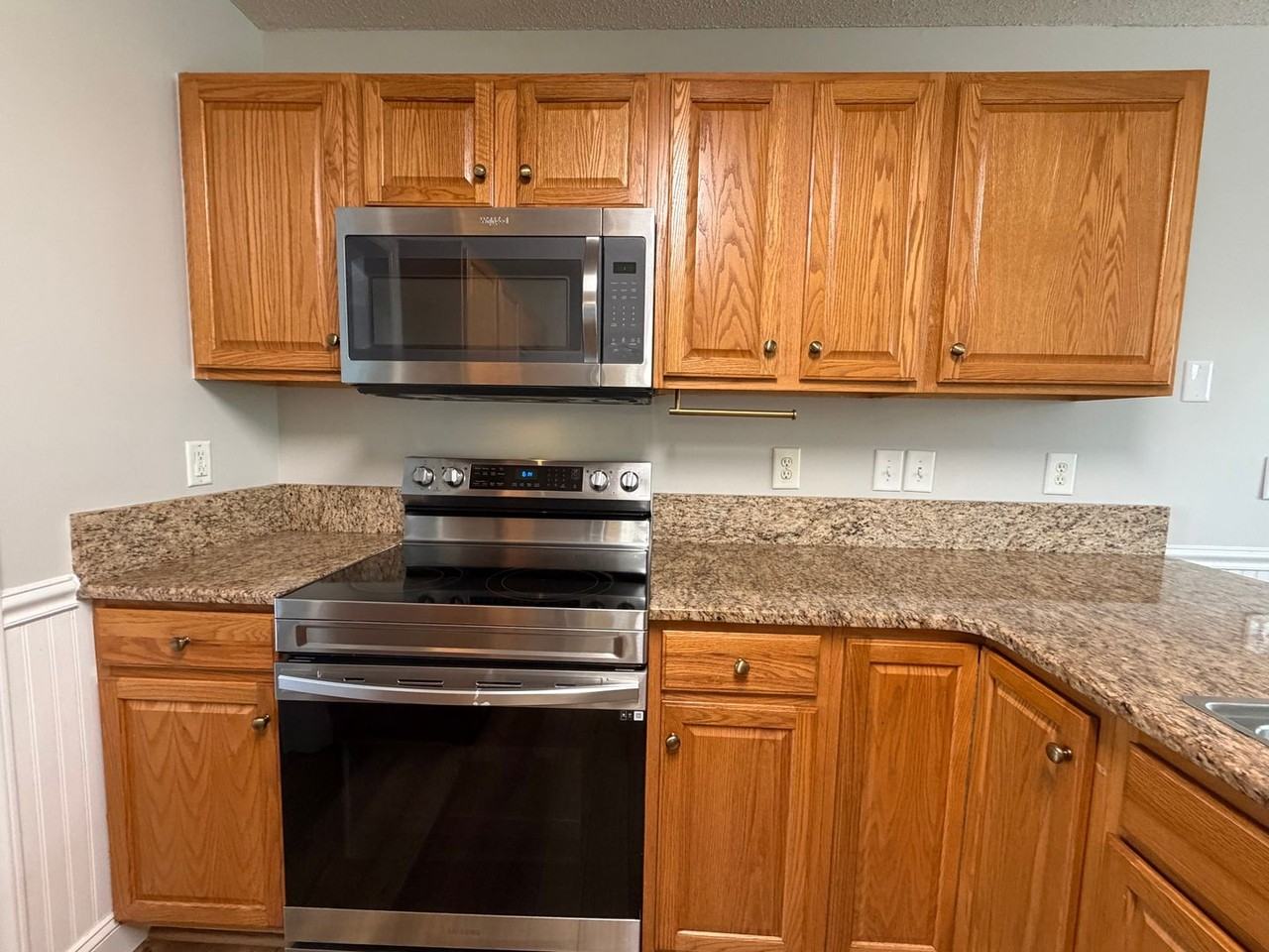 346 Cresthaven Dr - Photo 7 of 40