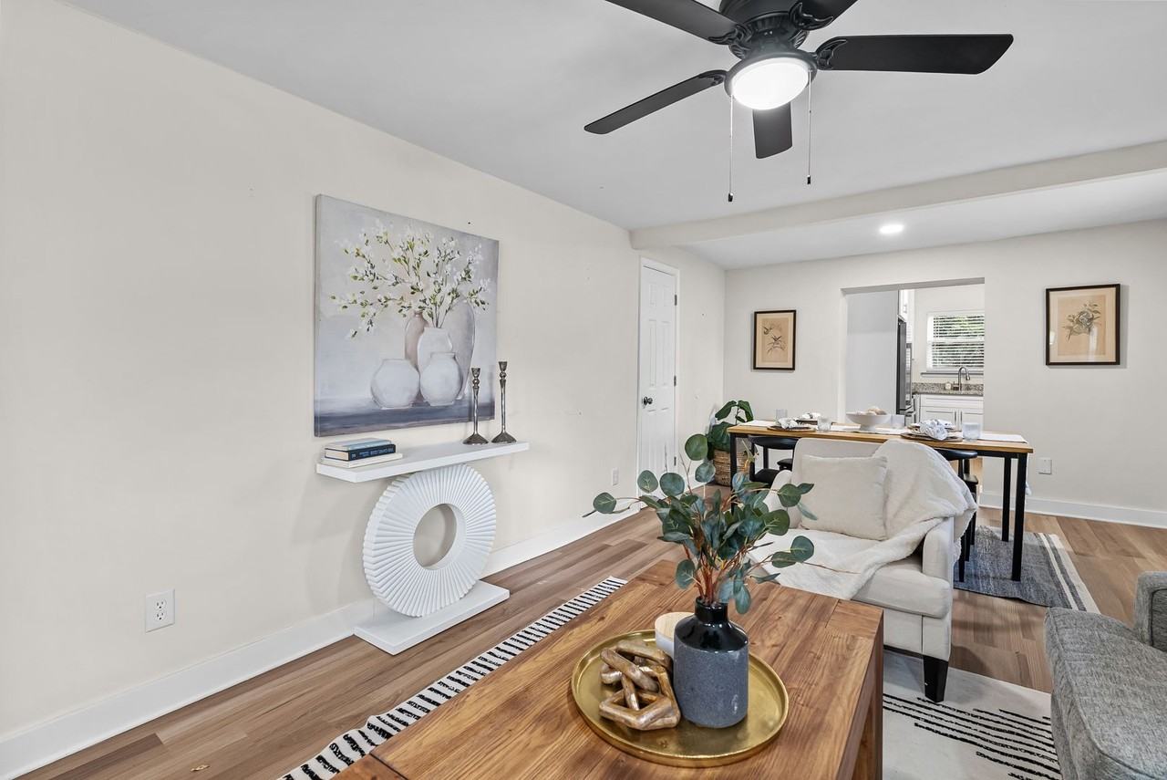 5472 Olde Towne Rd - Photo 4 of 36