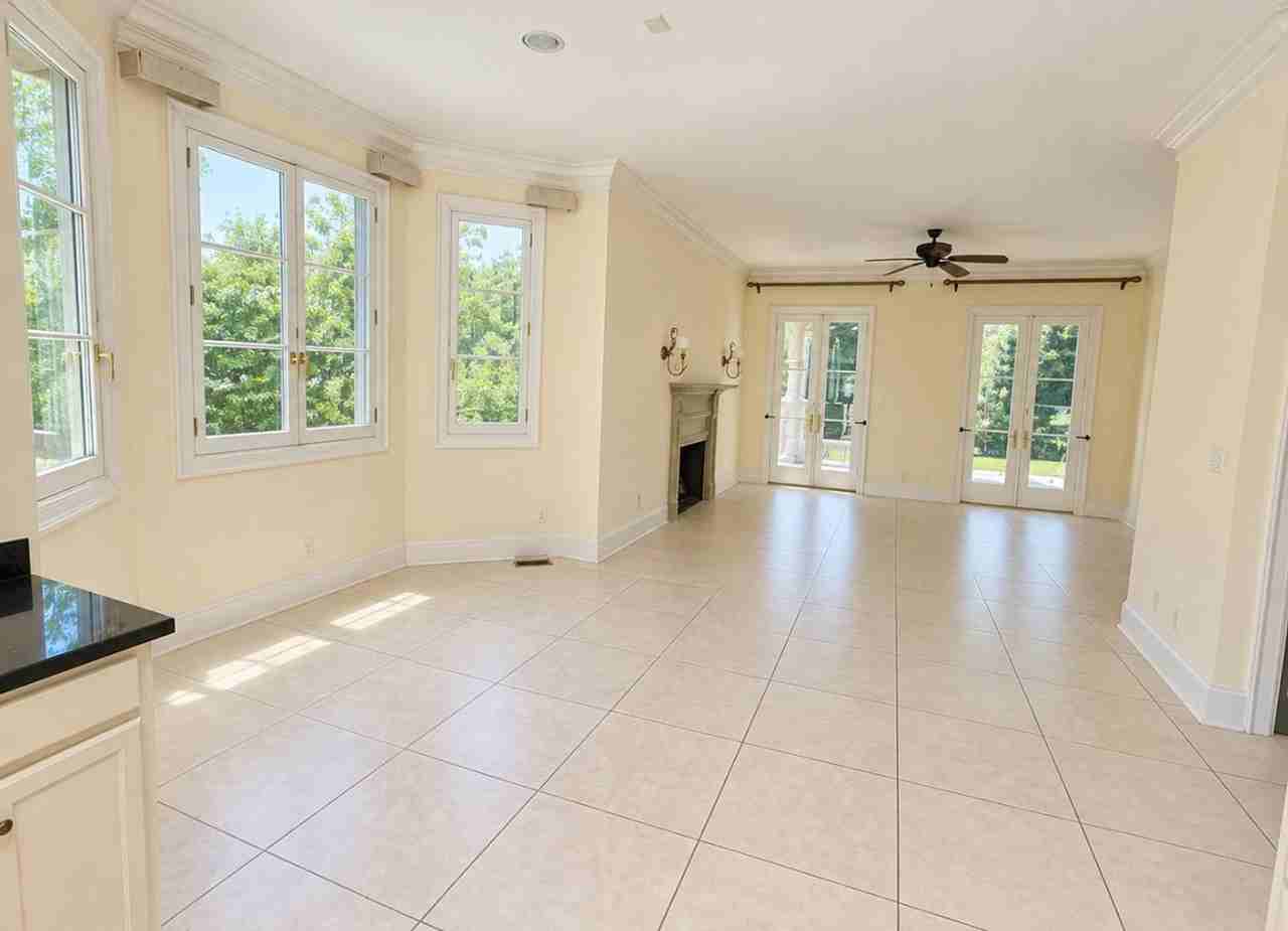 3617 Carlow Ct - Photo 4 of 12