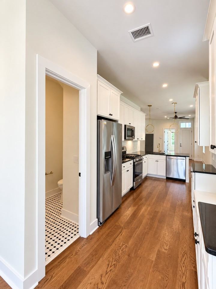 13 Nunan St - Photo 5 of 25