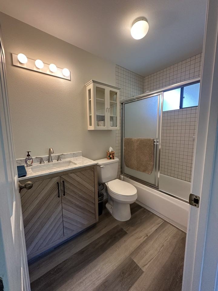 239 Keonekai Rd #B - Photo 6 of 10