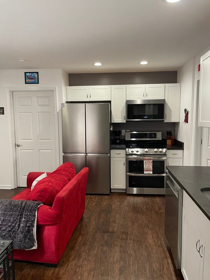 35 Lincoln Ave W - Photo 5 of 20