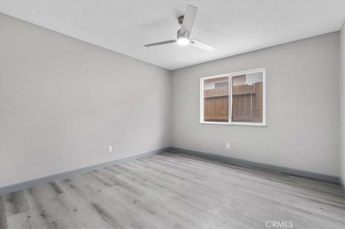 17573 Hudson Dr - Photo 4 of 19