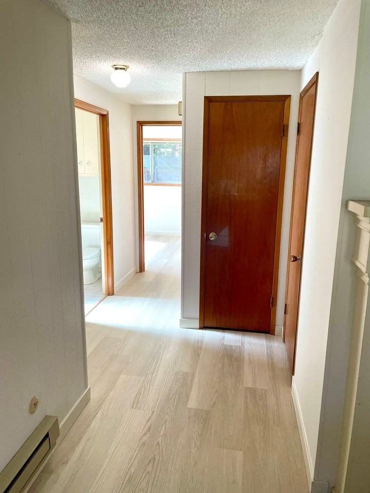 11049 Se 42nd Ave #1 - Photo 4 of 11