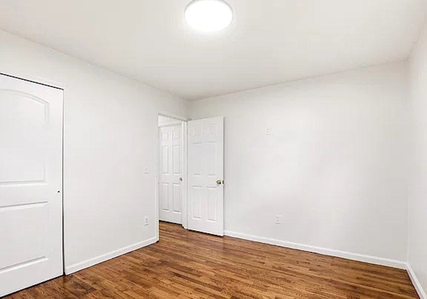 3050 Richmond Ave - Photo 4 of 9