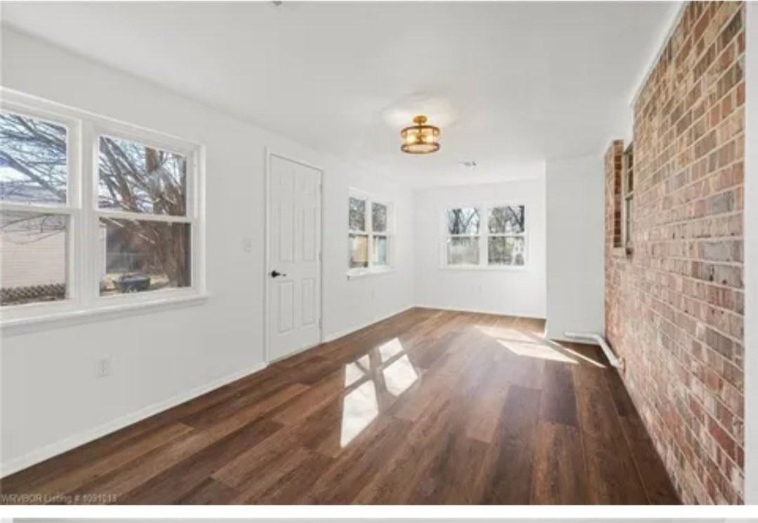 617 N Harriet St - Photo 7 of 10