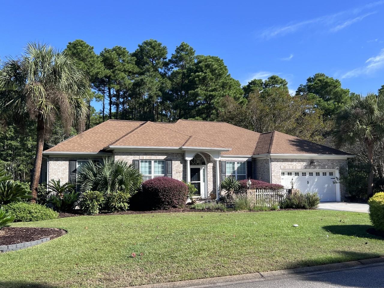 4267 Congressional Dr - Photo 2 of 4