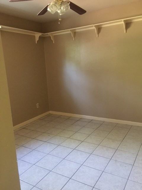 22 Azalea Dr - Photo 5 of 7