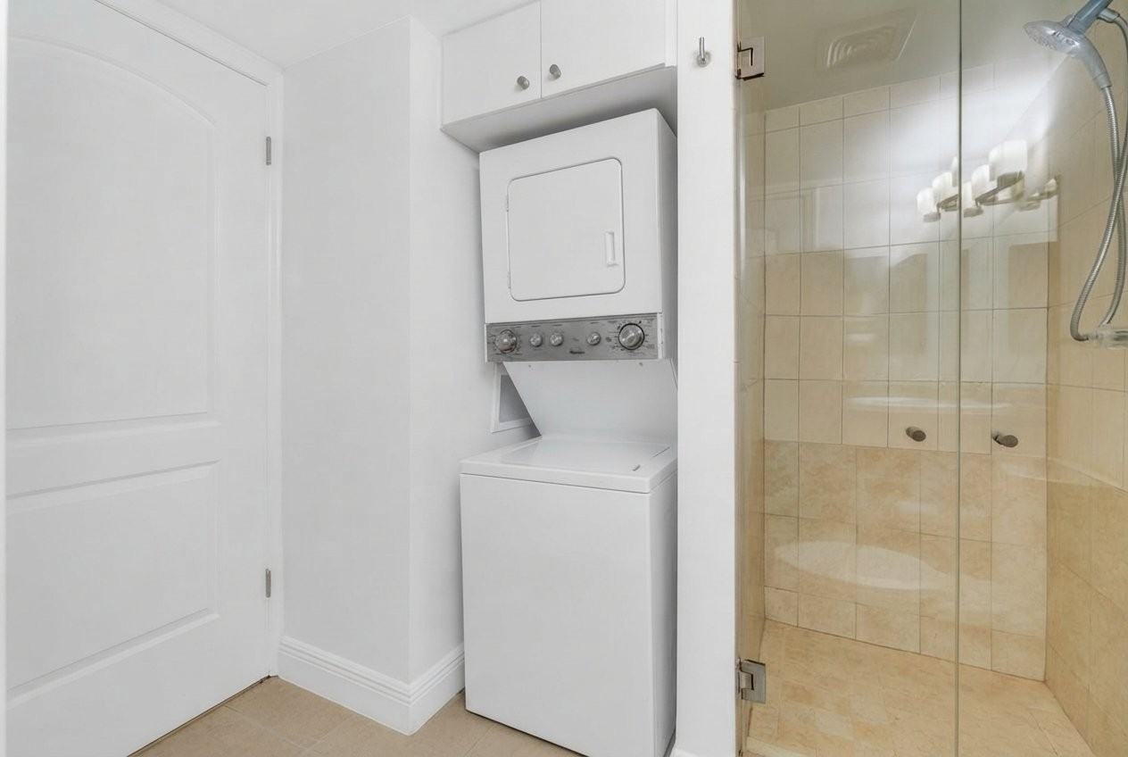 2100 Brickell Ave - Photo 6 of 9