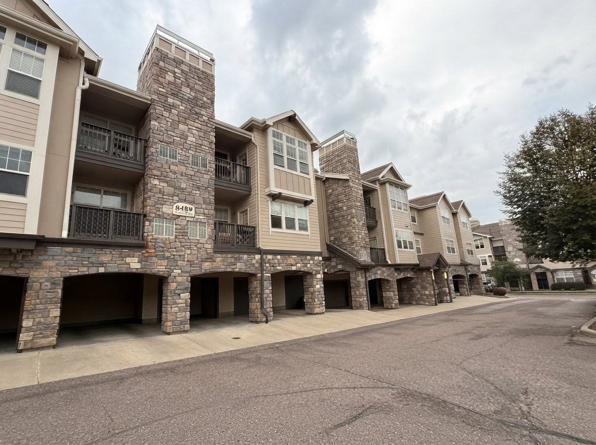 8489 Canyon Rim Cir #309 - Photo 4 of 11