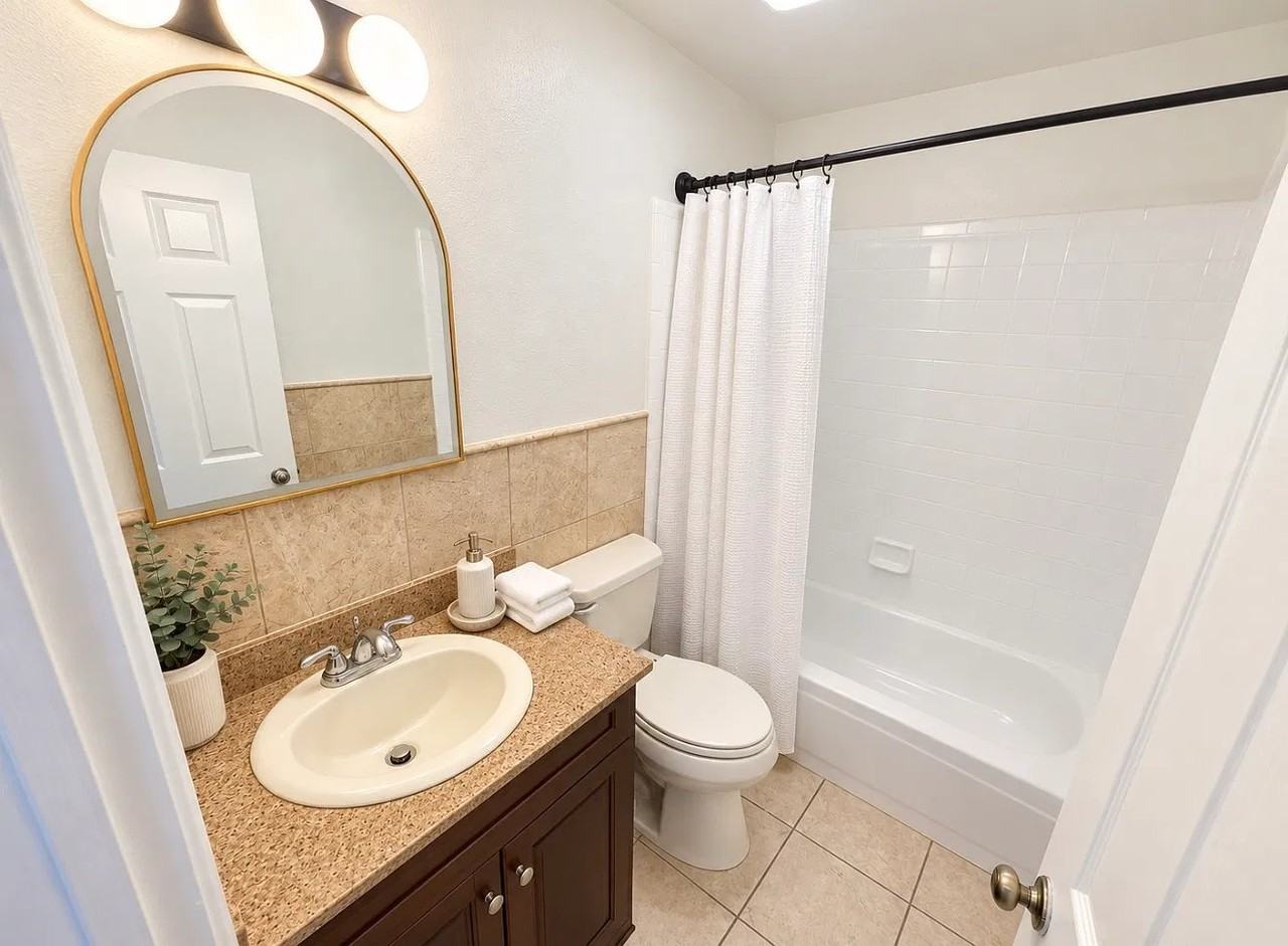 206 Holloway Ave - Photo 7 of 9