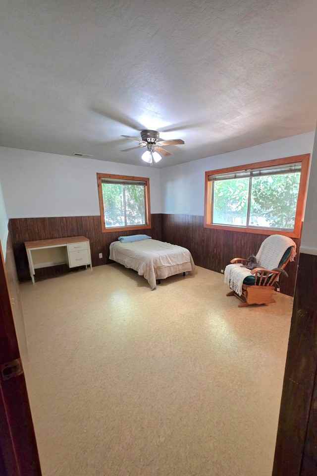 1543 Peach St - Photo 6 of 14