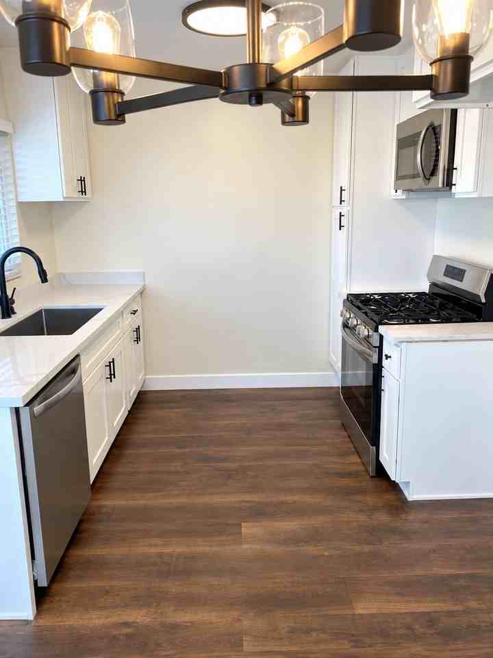 11153 Duncan Ave #11153 - Photo 5 of 16