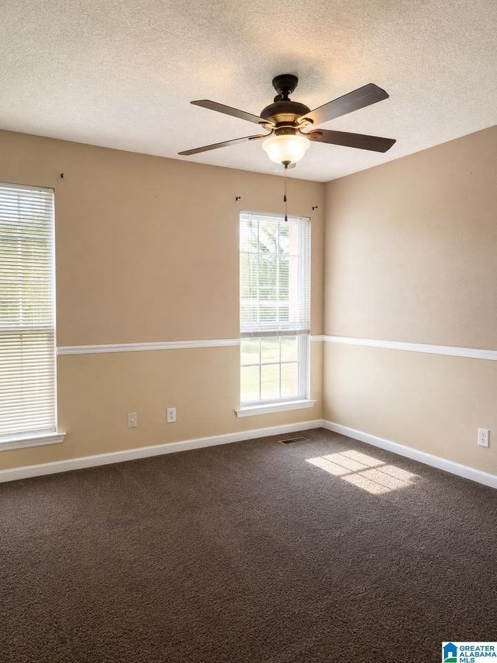 1480 7th Ave - Photo 6 of 6