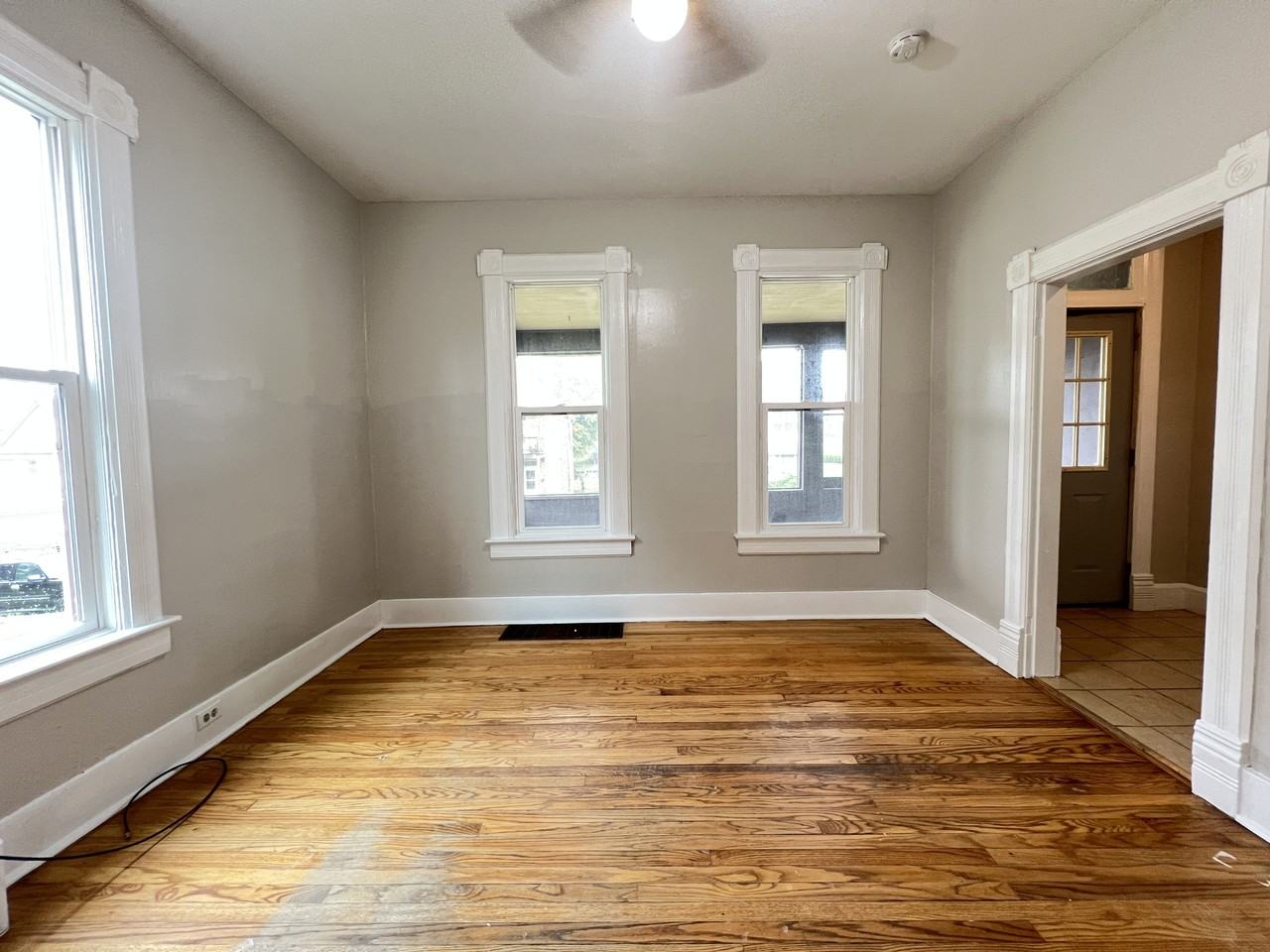 411 Hill Street - Photo 3 of 17