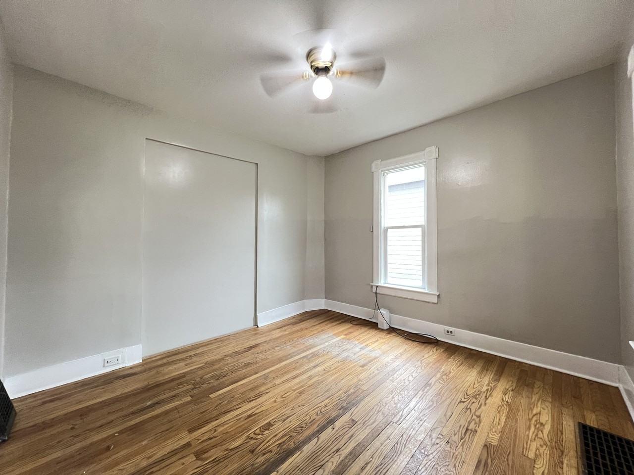 411 Hill Street - Photo 4 of 17