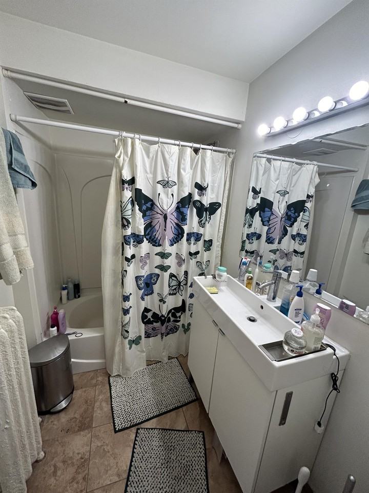 29 Langdon Street - Photo 7 of 22