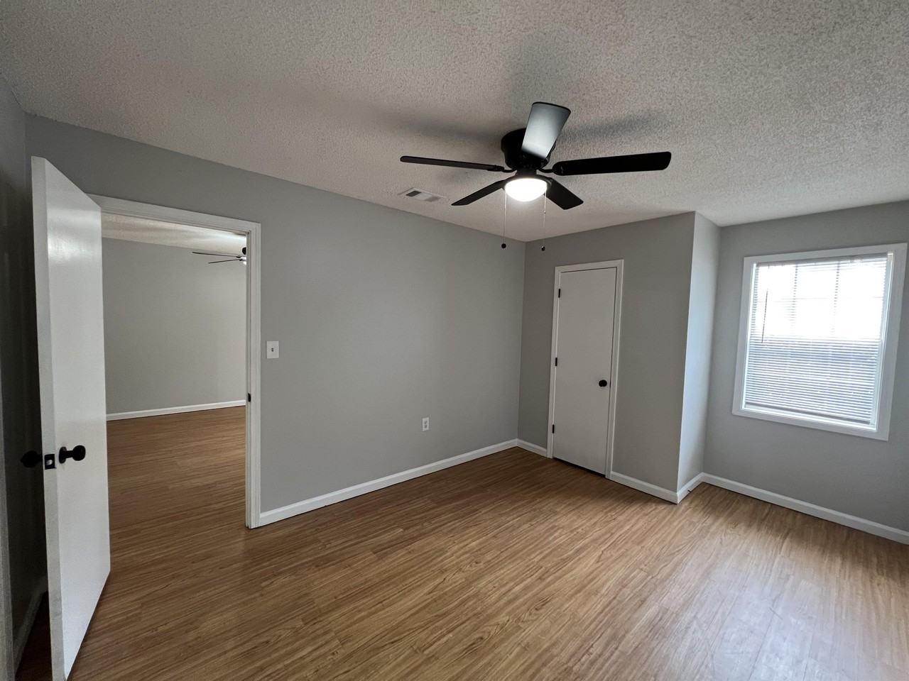 460 Main Street - Photo 7 of 19