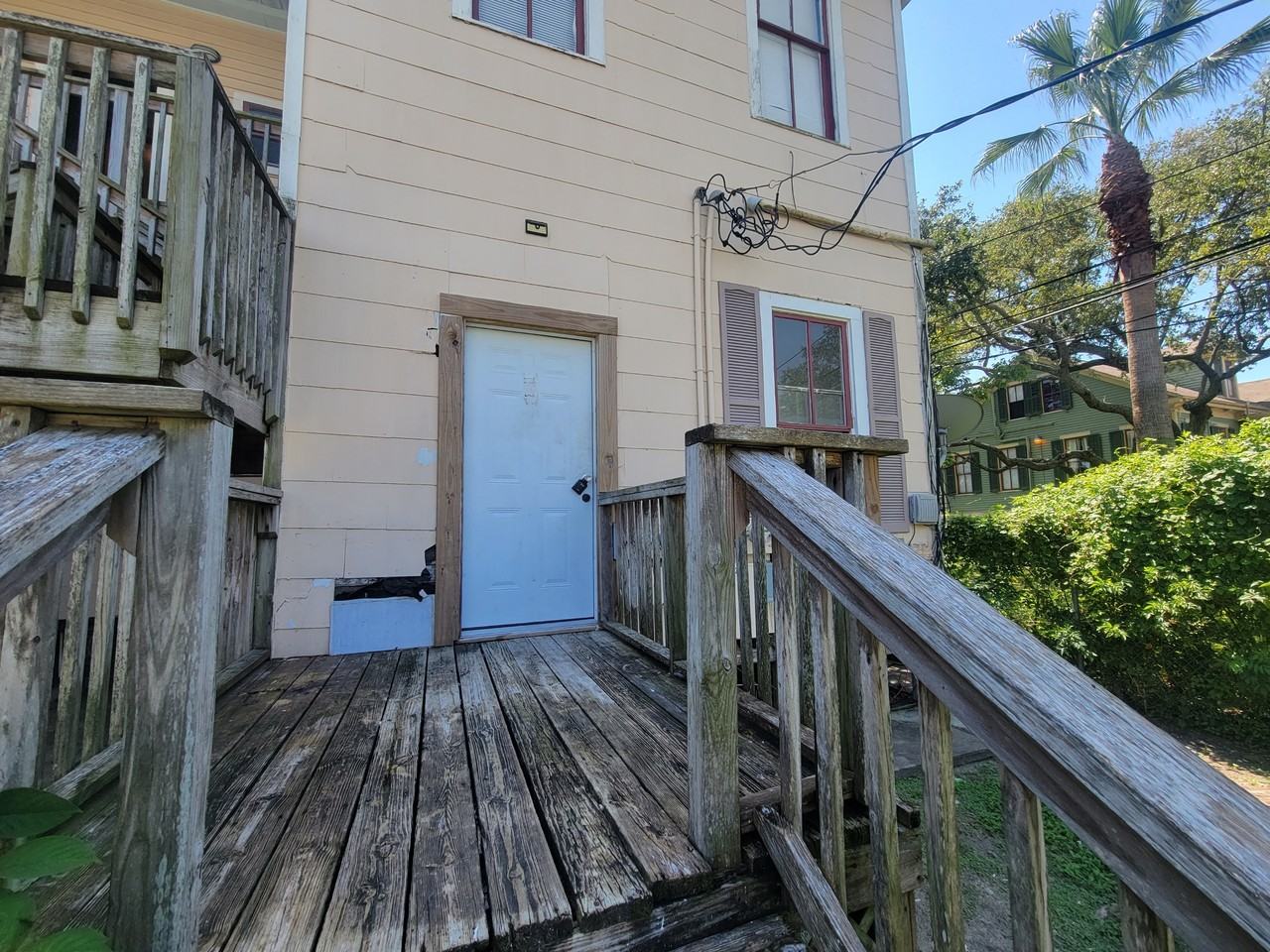 1910 Avenue N - Photo 5 of 9