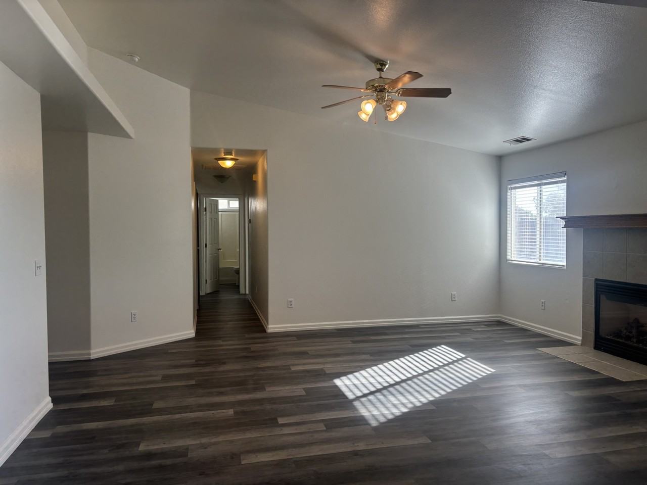 1926 S Wishon Ave #1 - Photo 3 of 14
