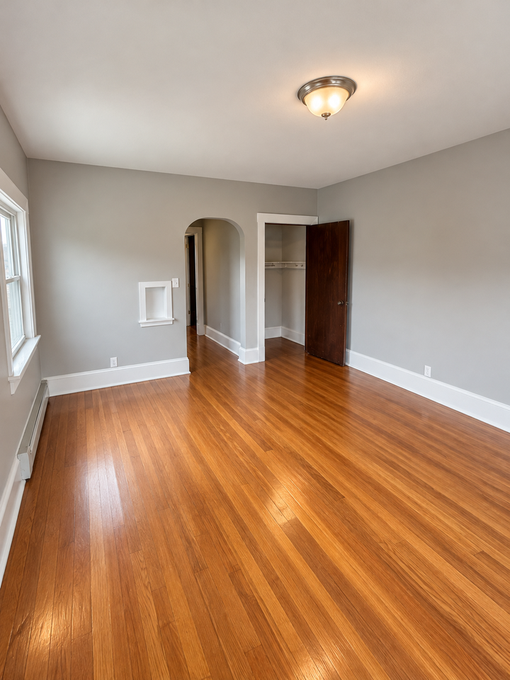 2240 Norwood Avenue - Photo 4 of 7