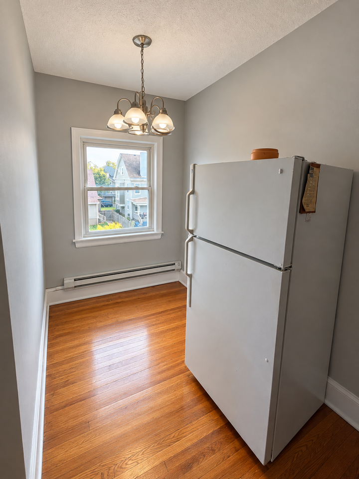 2240 Norwood Avenue - Photo 5 of 7