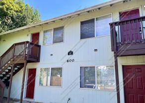 600 Se 175th Pl #A - Photo 1 of 1