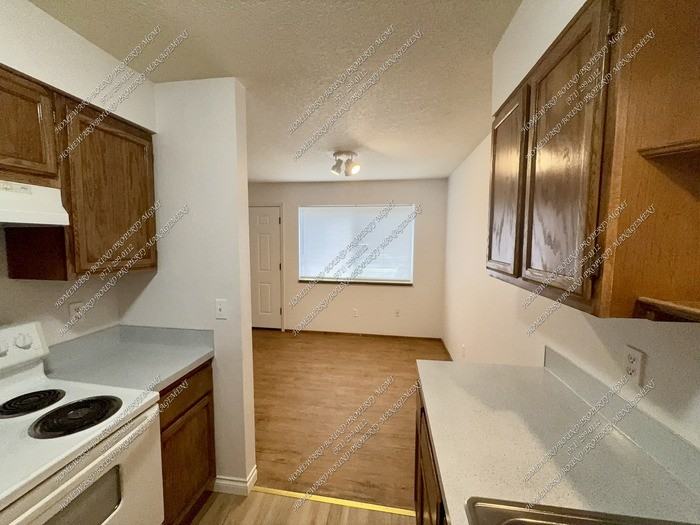 600 Se 175th Pl #A - Photo 5 of 21