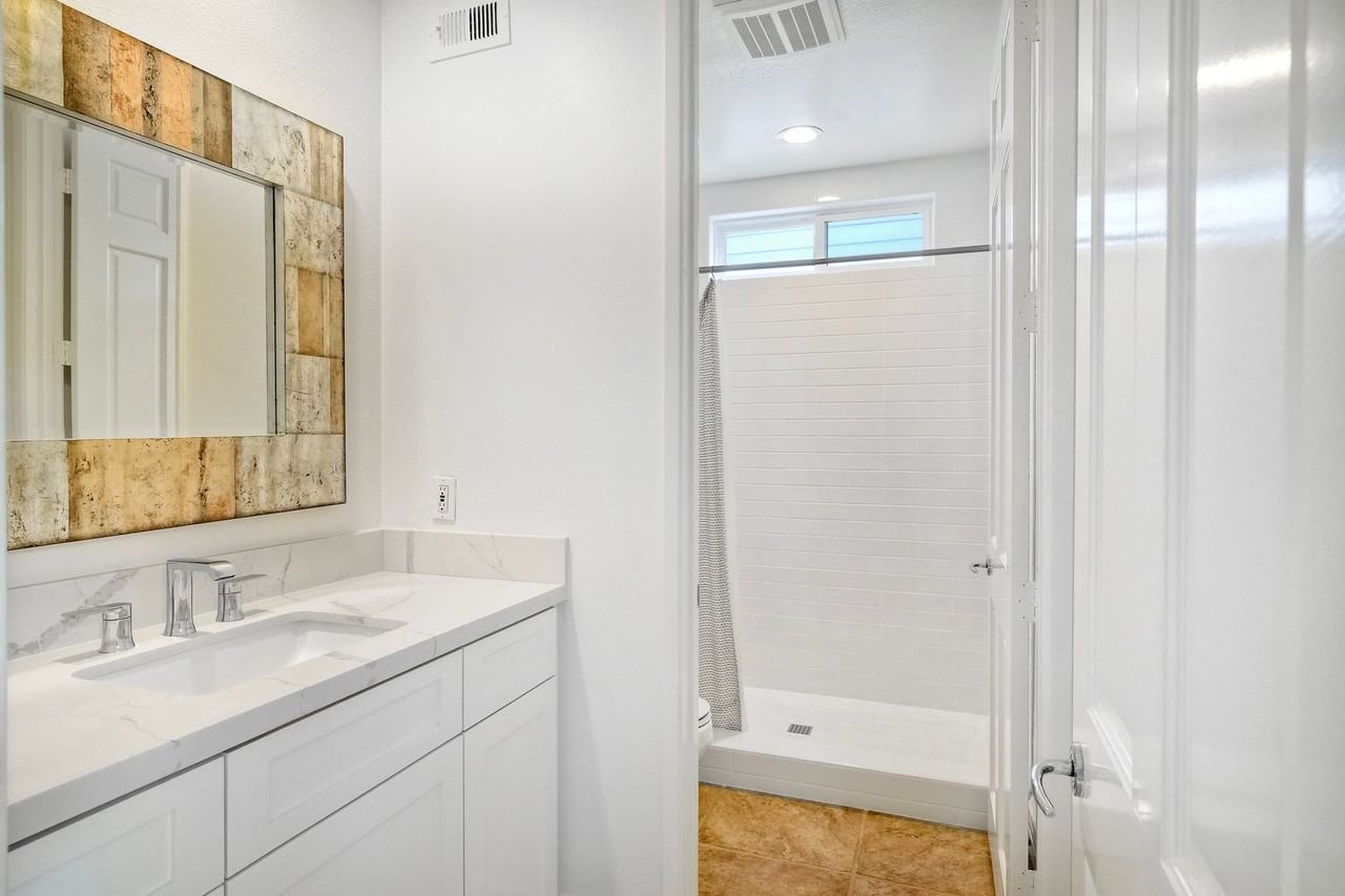 2322 Wales Dr #1 - Photo 6 of 45