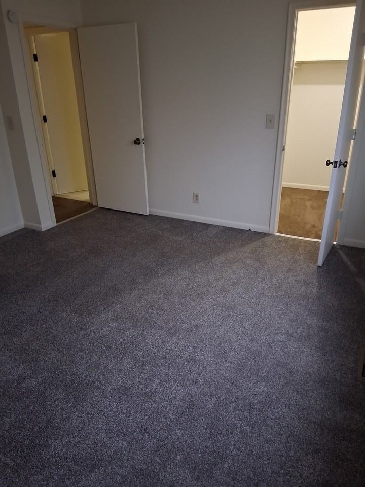 5436 Cresthaven Ln #2 - Photo 5 of 14
