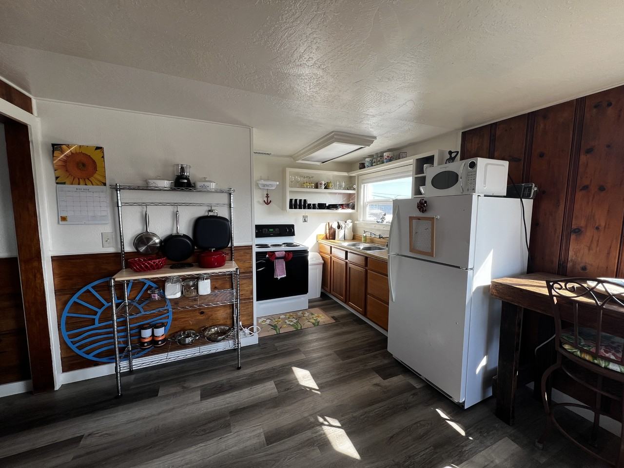 850 D St - Photo 4 of 10