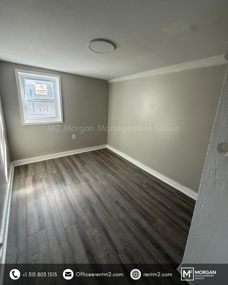 102 Leitch St - Photo 4 of 9
