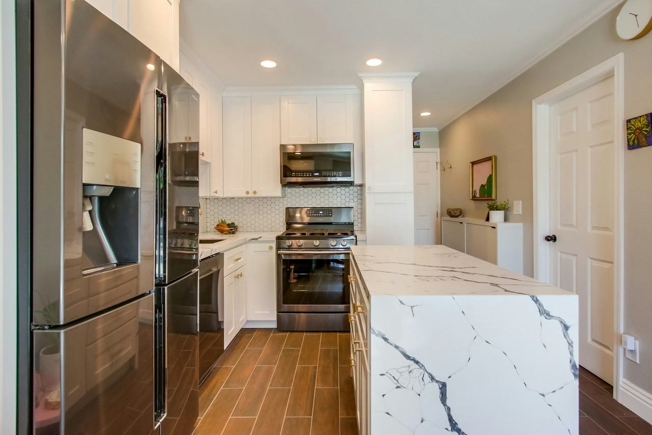 5988 Trojan Ave, Unit B - Photo 5 of 11