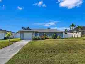 1412 Sw 4th Pl - Photo 1 of 1