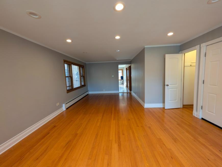 5820 N Maplewood Ave - Photo 3 of 10