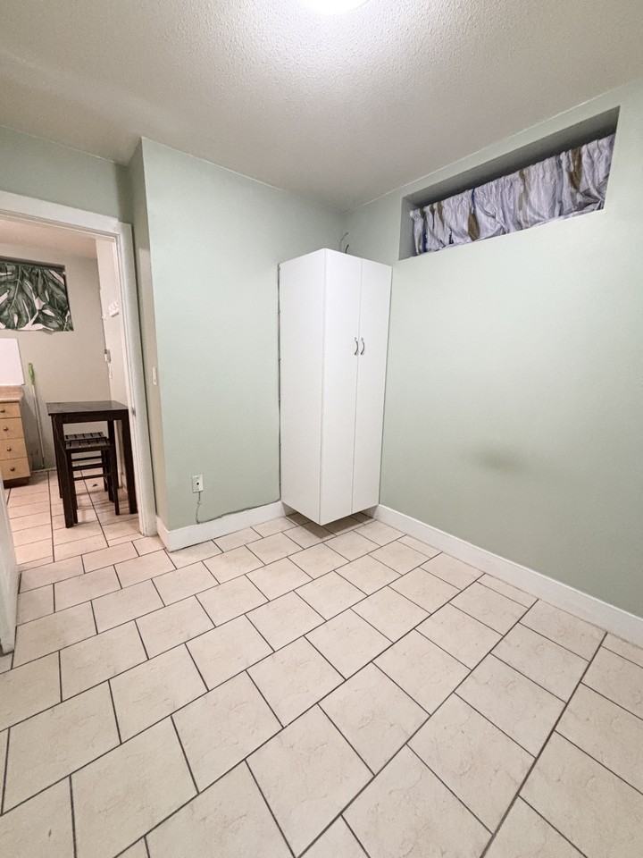 8433 Victoria Drive - Photo 5 of 7