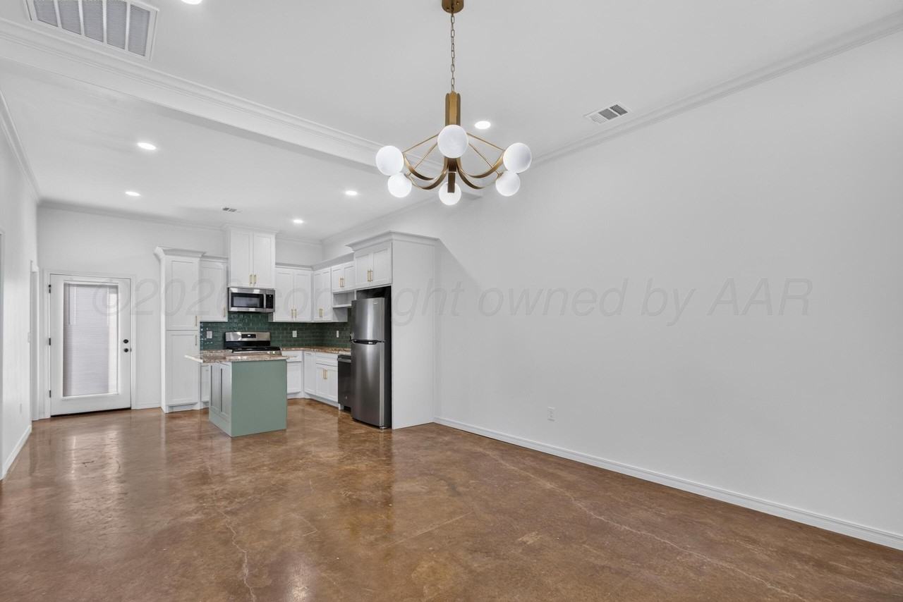11075 VERANO UNIT E Drive - Photo 6 of 18