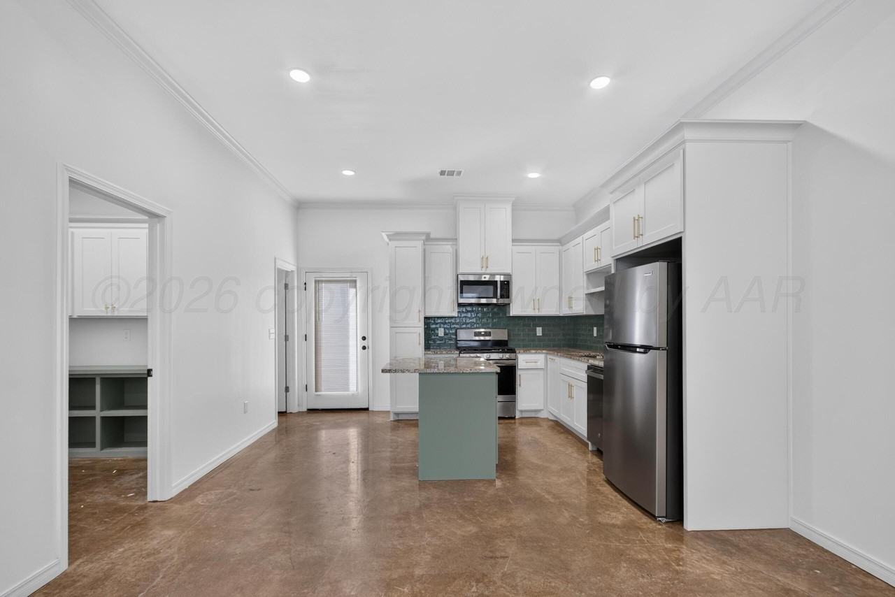 11075 VERANO UNIT E Drive - Photo 7 of 18