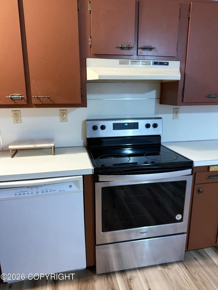 419 N Klevin St - Photo 6 of 22