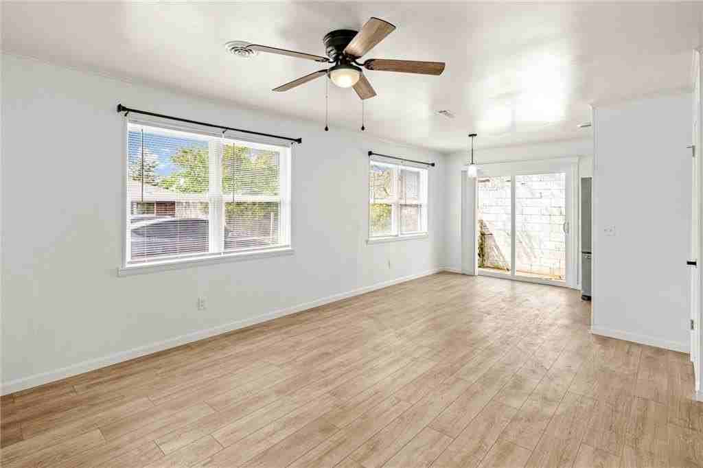 1711 W Olrich St - Photo 5 of 17