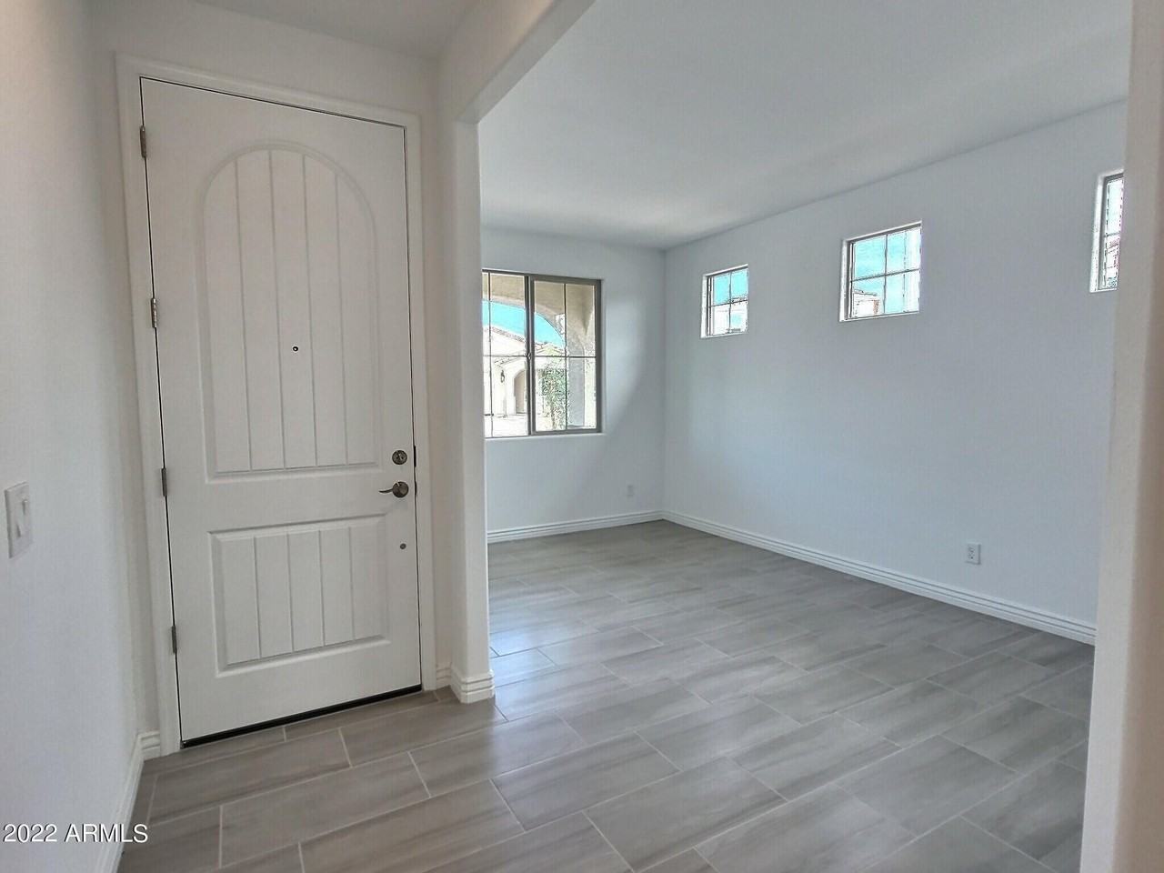 11011 E Tesla Ave - Photo 2 of 21