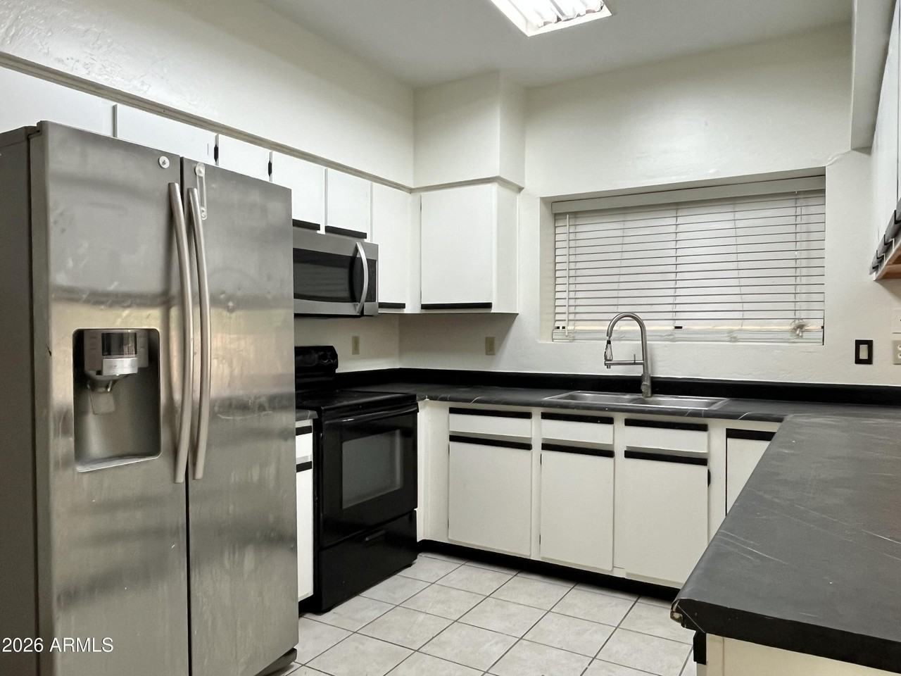18623 N 42nd Dr - Photo 2 of 14
