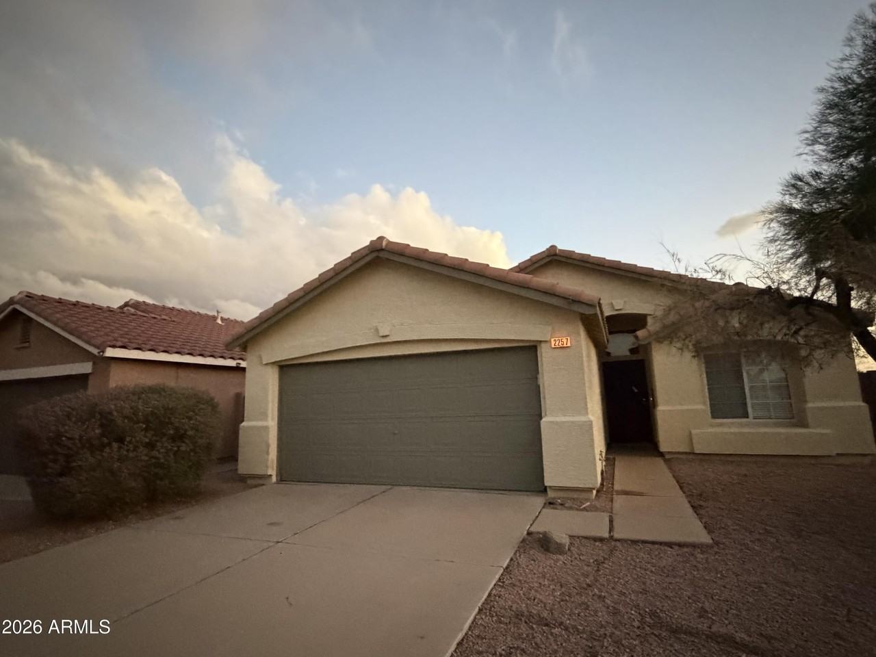 2257 E Flintlock Pl - Photo 3 of 20